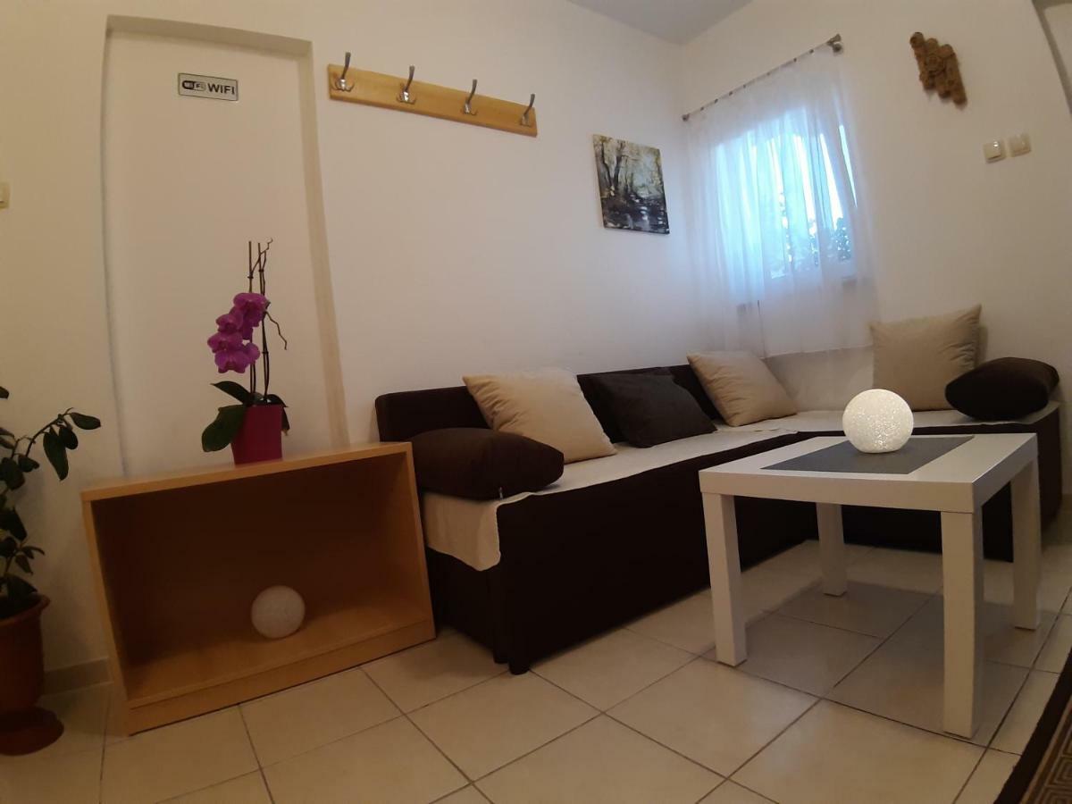 House Jelena&Marija Apartment Rakovica Exterior photo