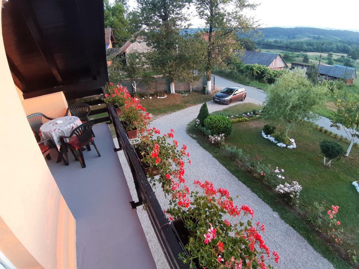 House Jelena&Marija Apartment Rakovica Exterior photo